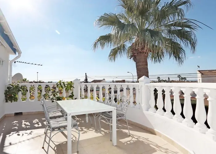 Hotel Ref 8894 Chalet Chaparral Torrevieja