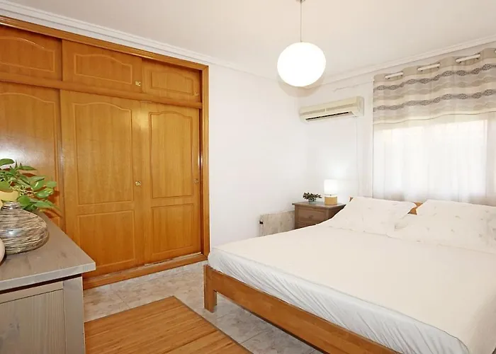 Ref 8894 Chalet Chaparral Hotel *